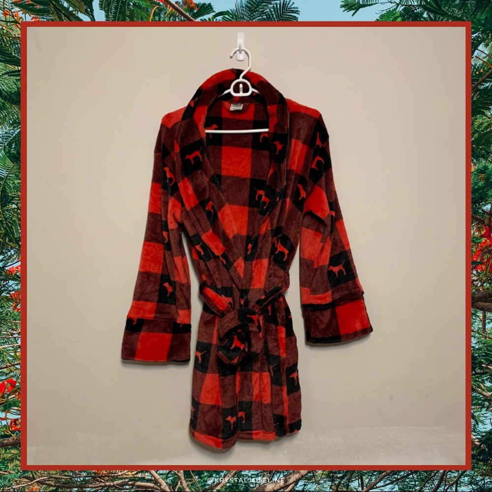 PINK Victoria's Secret Super Soft Buffalo Plaid Robe